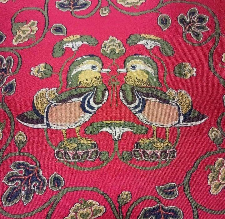 龍村平蔵 鴛鴦唐草文錦 タペストリー