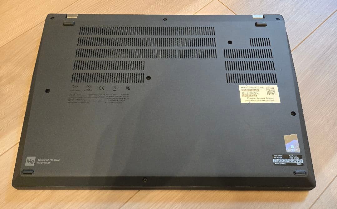 美品・バッテリー極良好】ThinkPad T16 Gen1 12世代/16GB