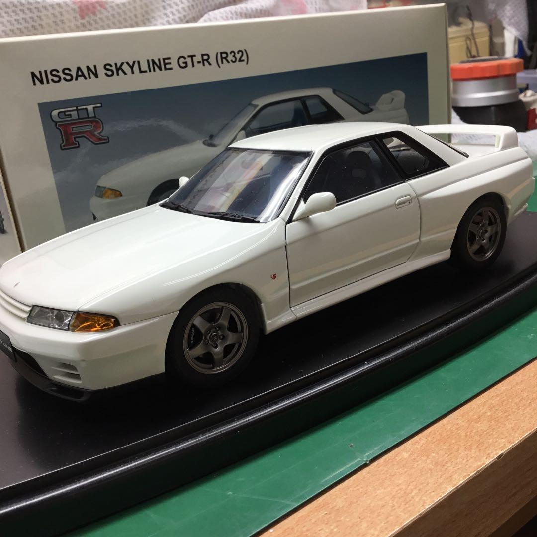 AUTOart 日産スカイラインGTR-32 1/18 1/18 AUTOart Nissan Skyline GT-R GTR R32 Group A (Black) Car Model