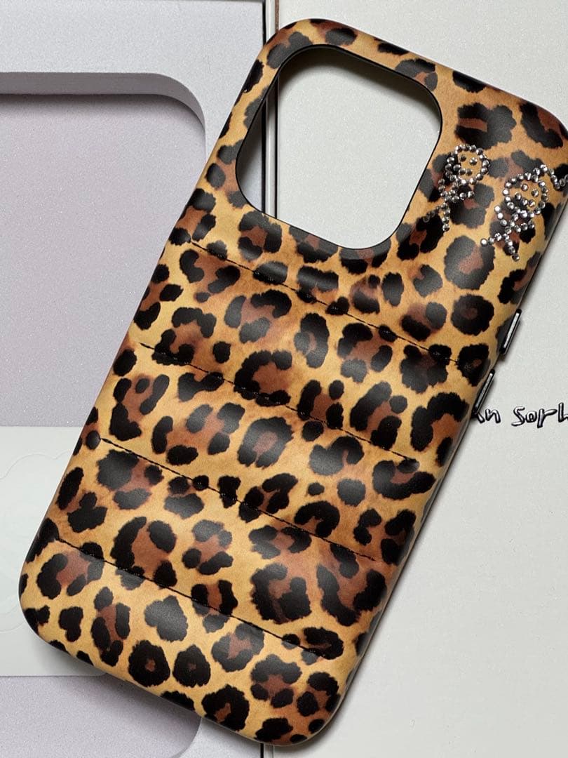 urban sophistication iPhone15 Pro レオパード Urban Sophistication