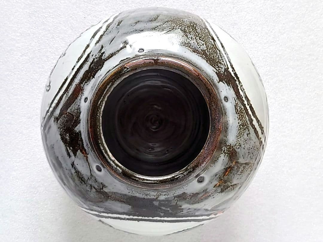 伊呂波窯:森本昇 (師.齋藤三郎)◆色絵窓絵椿木蓮牡丹文大壺:高さ約21.6cm