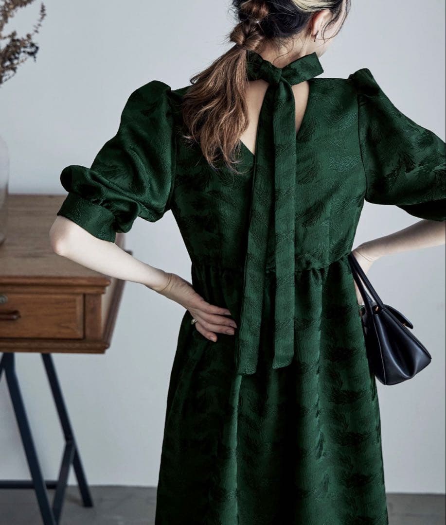 etoll.　ジャガードパフスリーブドレス　グリーン　Mサイズ