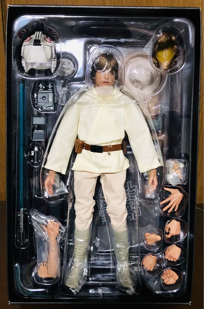 ホットトイズ　スターウォーズ　エピソード4 ルーク・スカイウォーカー　フィギュア