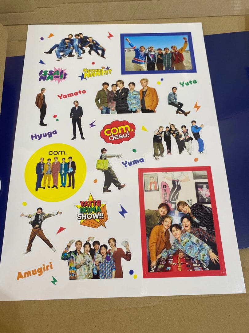 直筆サイン付き！】コムドット 5周年 卓上カレンダー サイン入り】コム