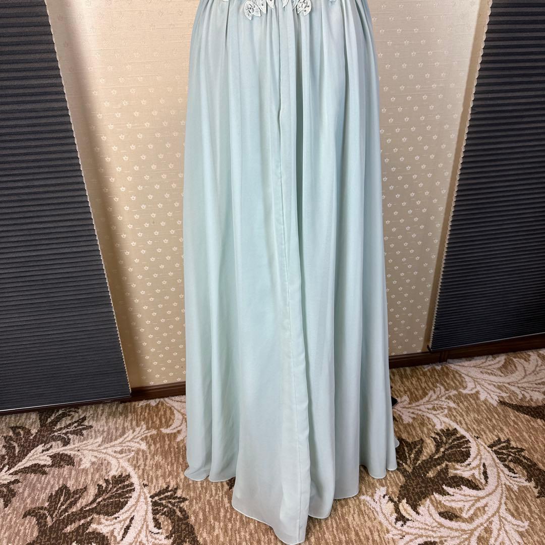 ミントグリーン刺繍スリーブレスロングドレス