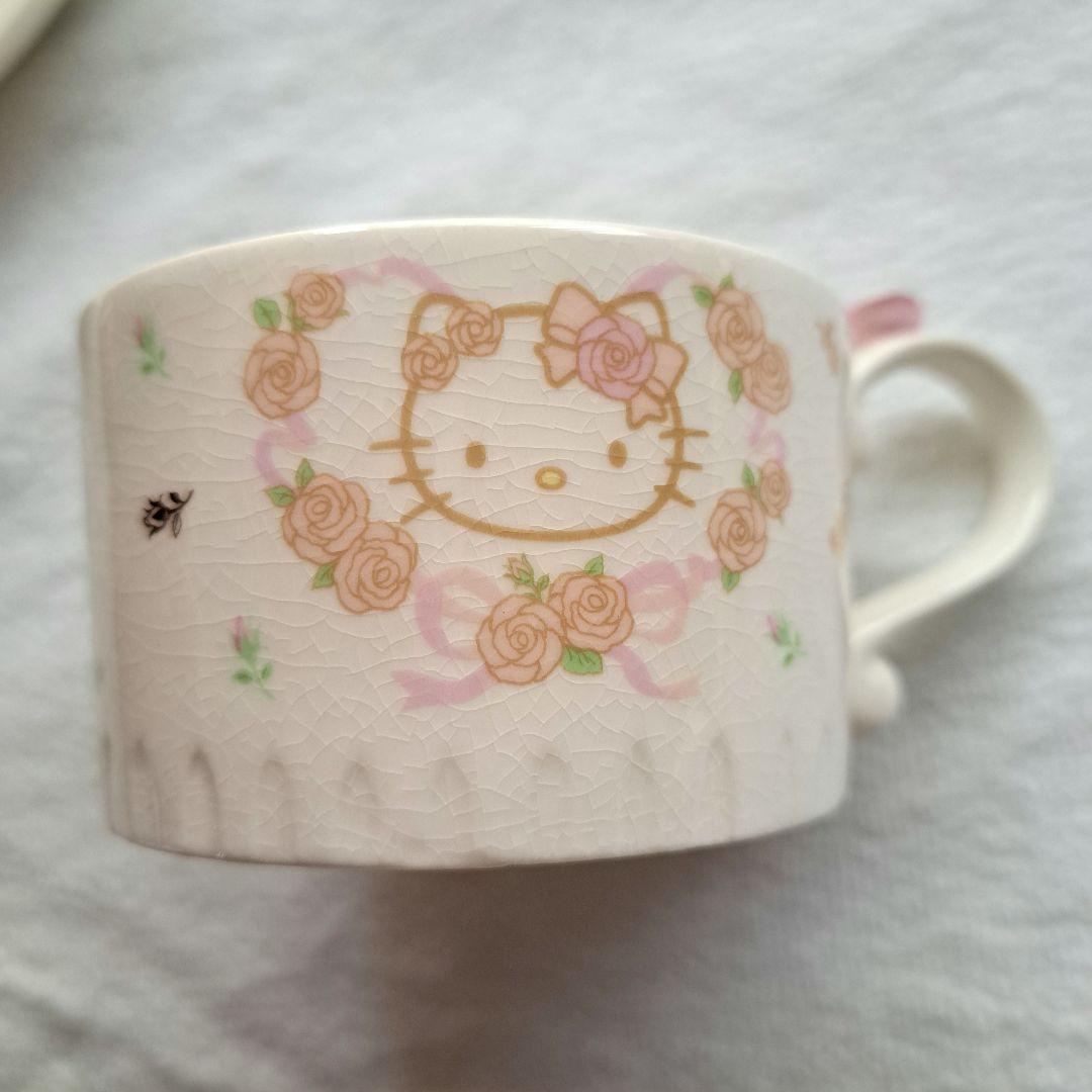 激レア　キティ　薔薇　カップ&ソーサー４客&ポットカバー付き　貴金属絵具使用
