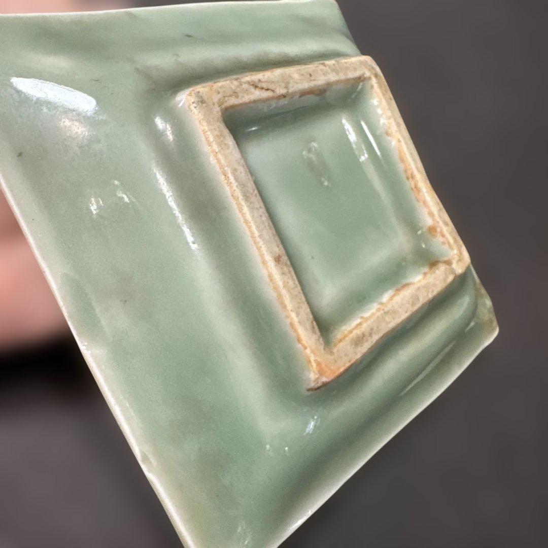 G26 送料無料　三田青磁　鹿の図　角皿　2枚　古美術　和骨董