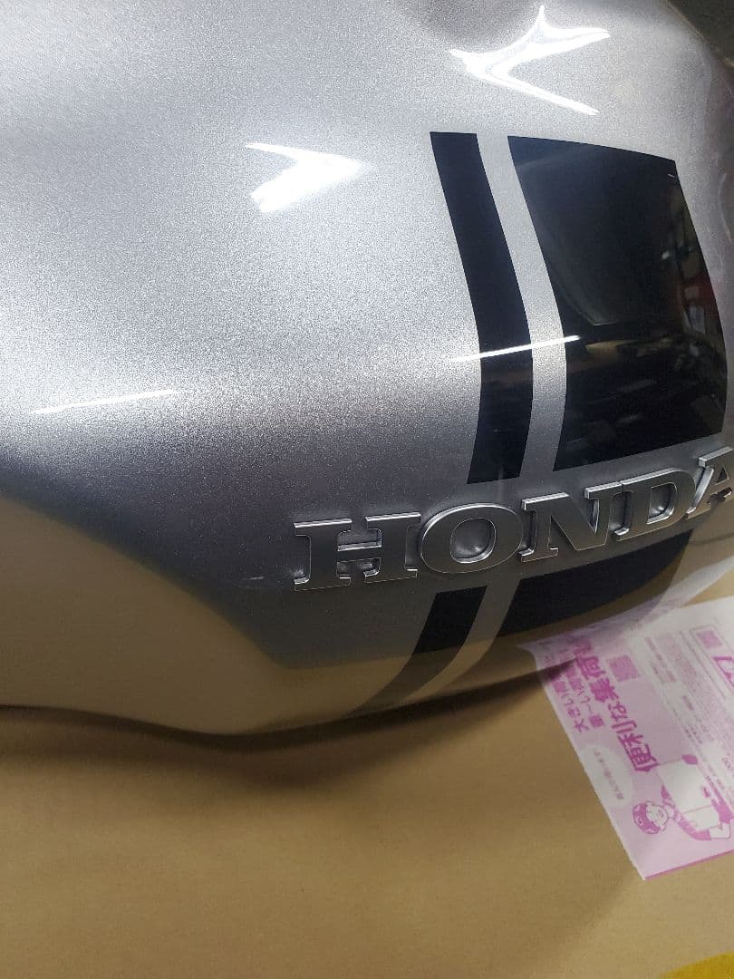 ホンダ CB1100RS用 純正タンク サイドカバー 美品 - メルカリ