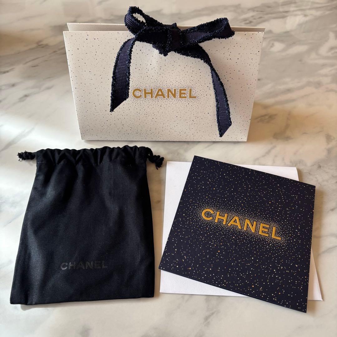 CHANEL シャネル ホリデーラッピング カメリア 2025 - メルカリ