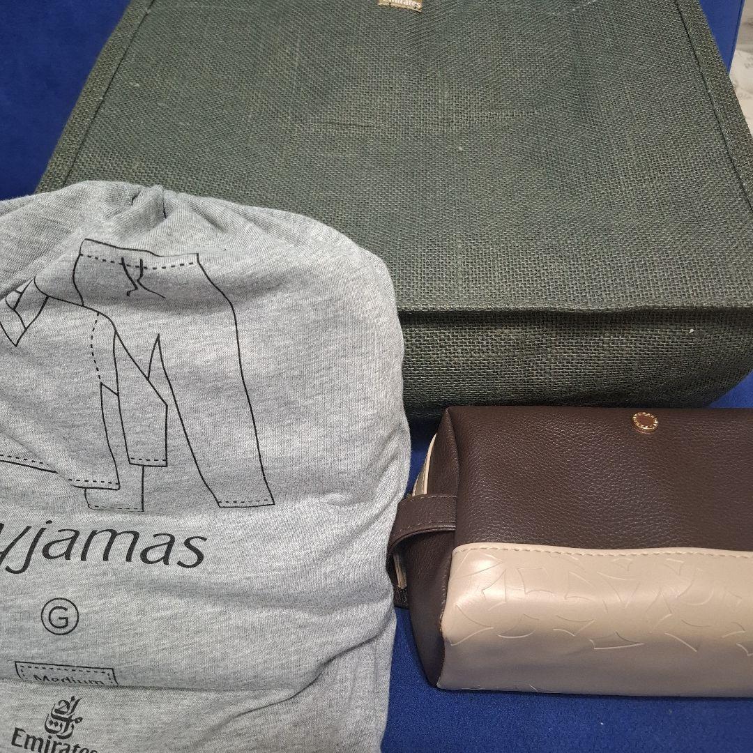 未開封】エミレーツ航空 ファーストクラス メンズアメニティ パジャマ