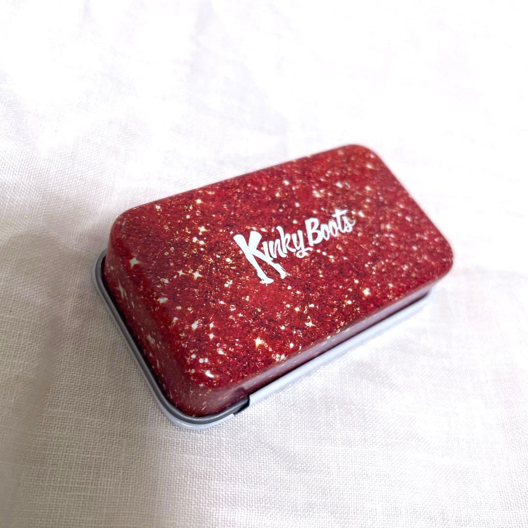 キンキーブーツ　三浦春馬　ローラ　缶　タブレットケース