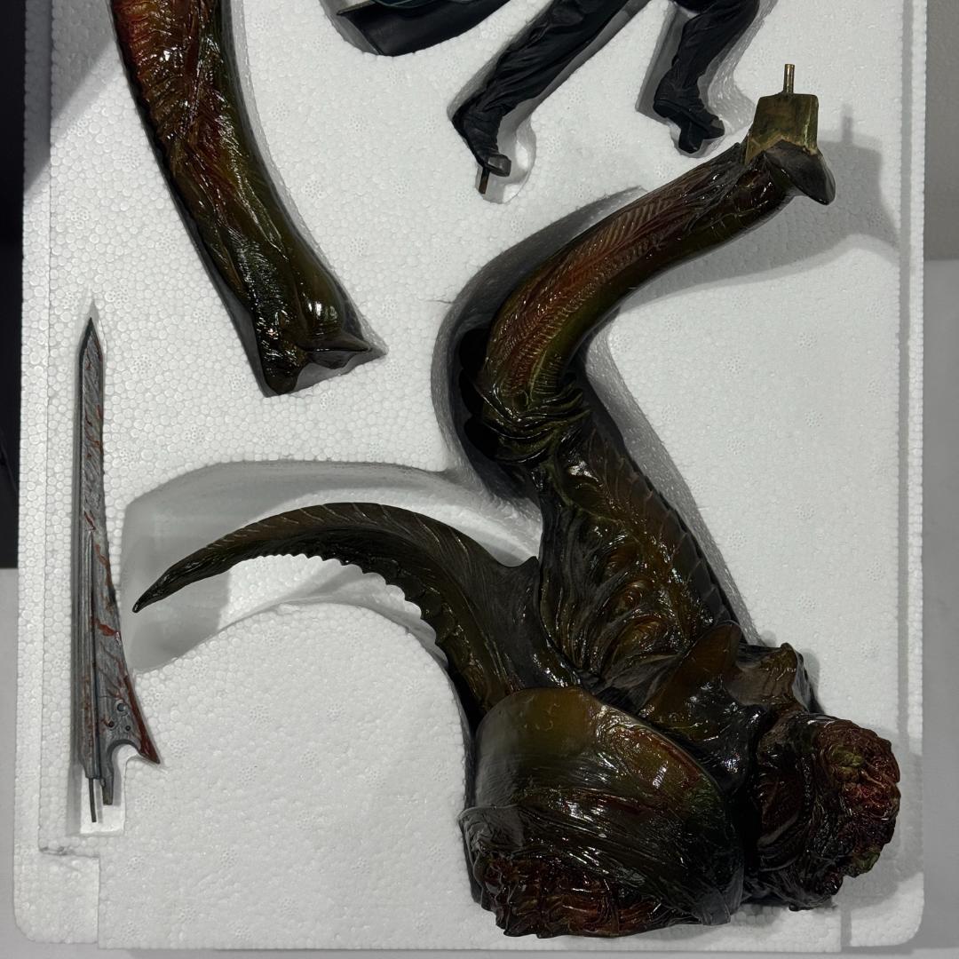 ファイナルファンタジーVII フィギュア　サイファー・アルマシー　オーディン