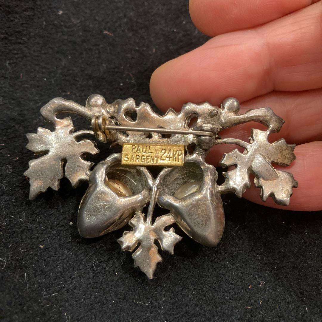 Paul Sargent 24Kプレート どんぐりのブローチ