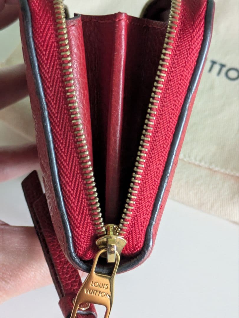 ルイヴィトン　モノグラム　アンプラント　ジッピー・パース　赤　 ミニ財布