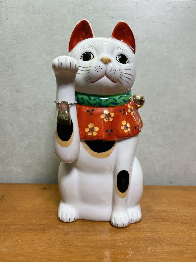 アンティーク まねき猫 招き猫 磁器独特 素敵な招き猫 伊万里 焼物