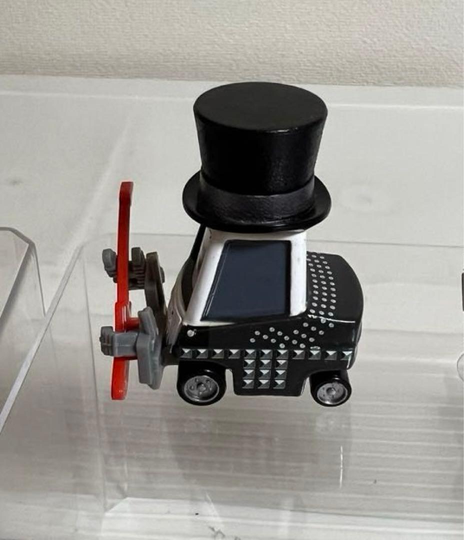 カーズ、ミニカー（マテル）ヘビメタマックイン