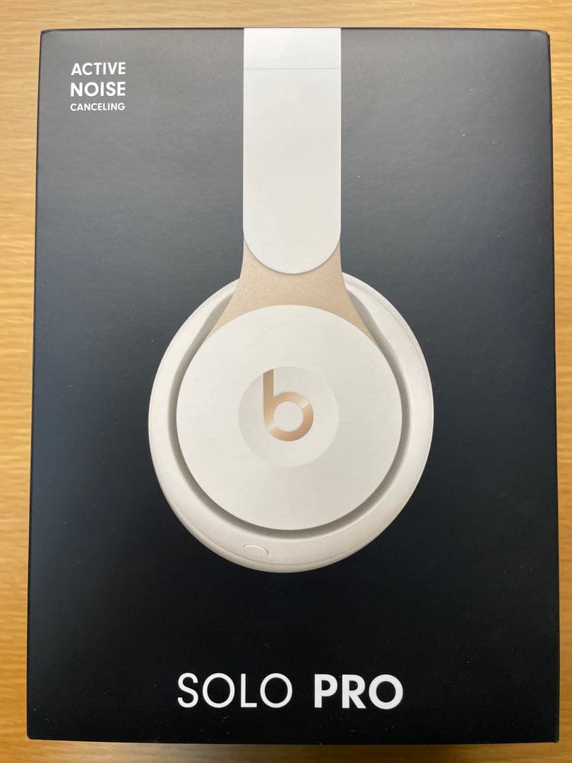 Beats SOLO PRO ワイヤレスヘッドホン ホワイト