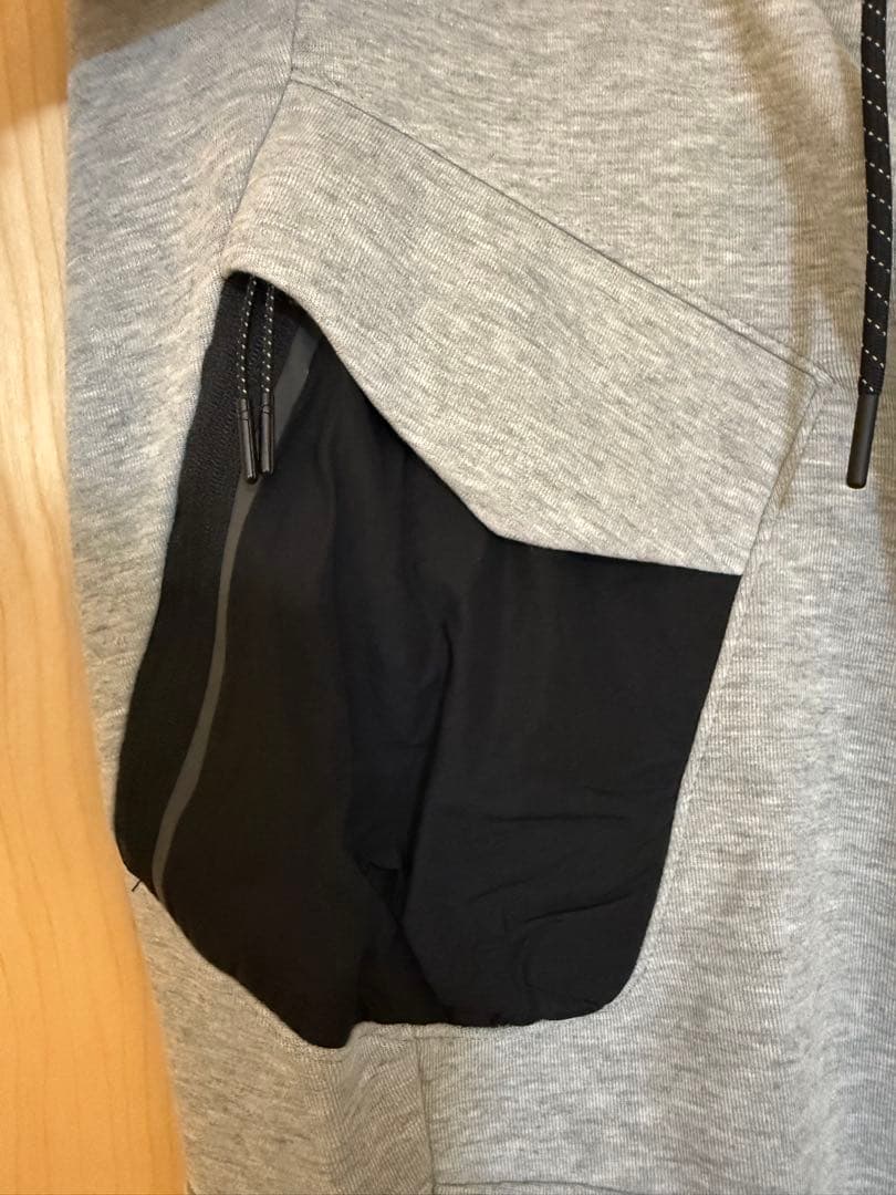 【美品】NIKEナイキテックフリース 上下セットアップ　ブラックMサイズ