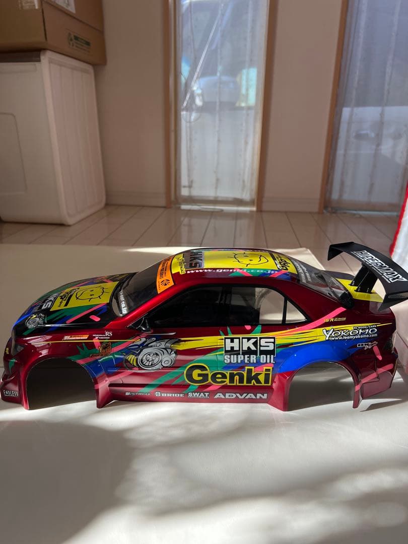 ヨコモHKS アルテッツァ ドリフトカー メタリックレッドボディー