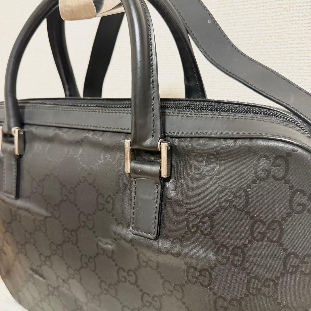 GUCCI　グッチ　ビジネスバッグ　ブラック　GG柄　2way
