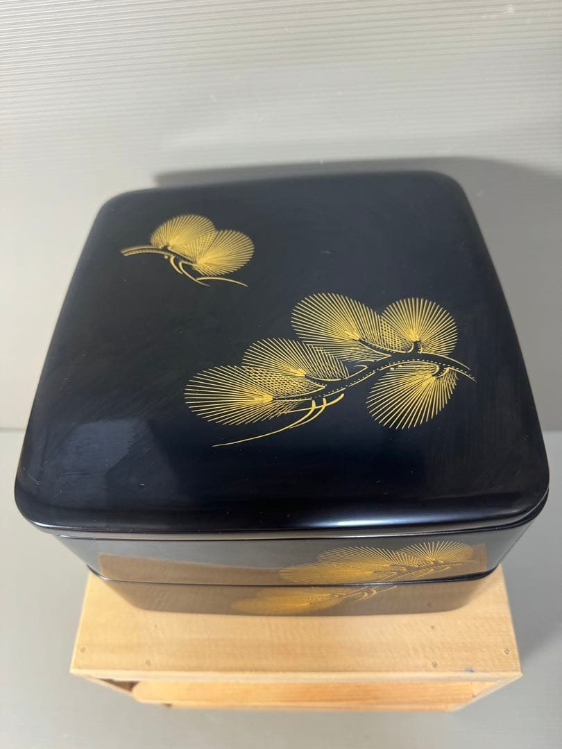2177  古美術 輪島塗 寿光堂造　沈金蒔絵 二段重 重箱 共箱 時代物
