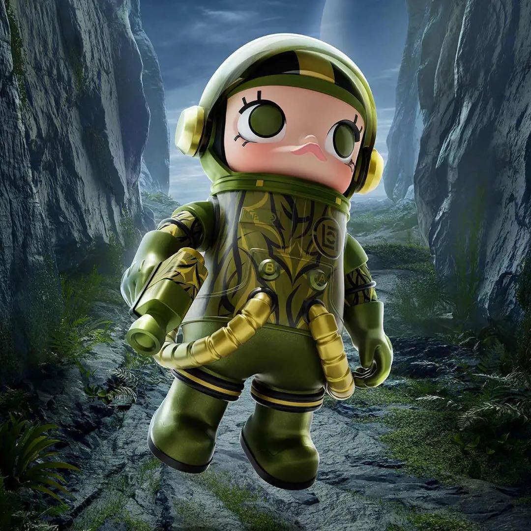 POPMART MEGA SPACE MOLLY 100% CLOT-Olive