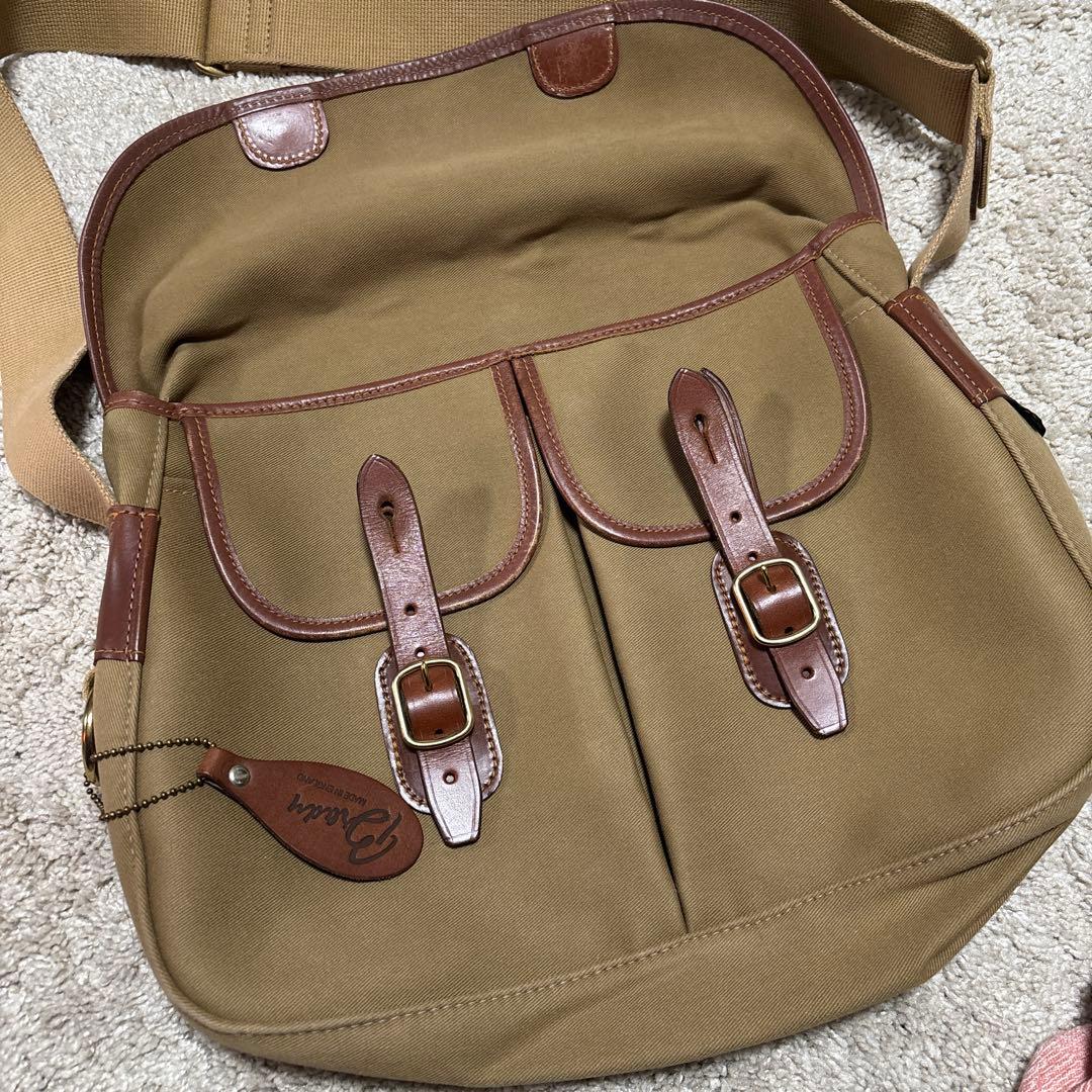 Brady ショルダーバッグ
