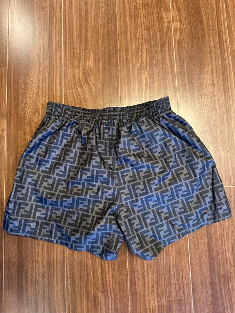 今月末出品終了 FENDIフェンディ メンズ水着 スイムウェア48（L