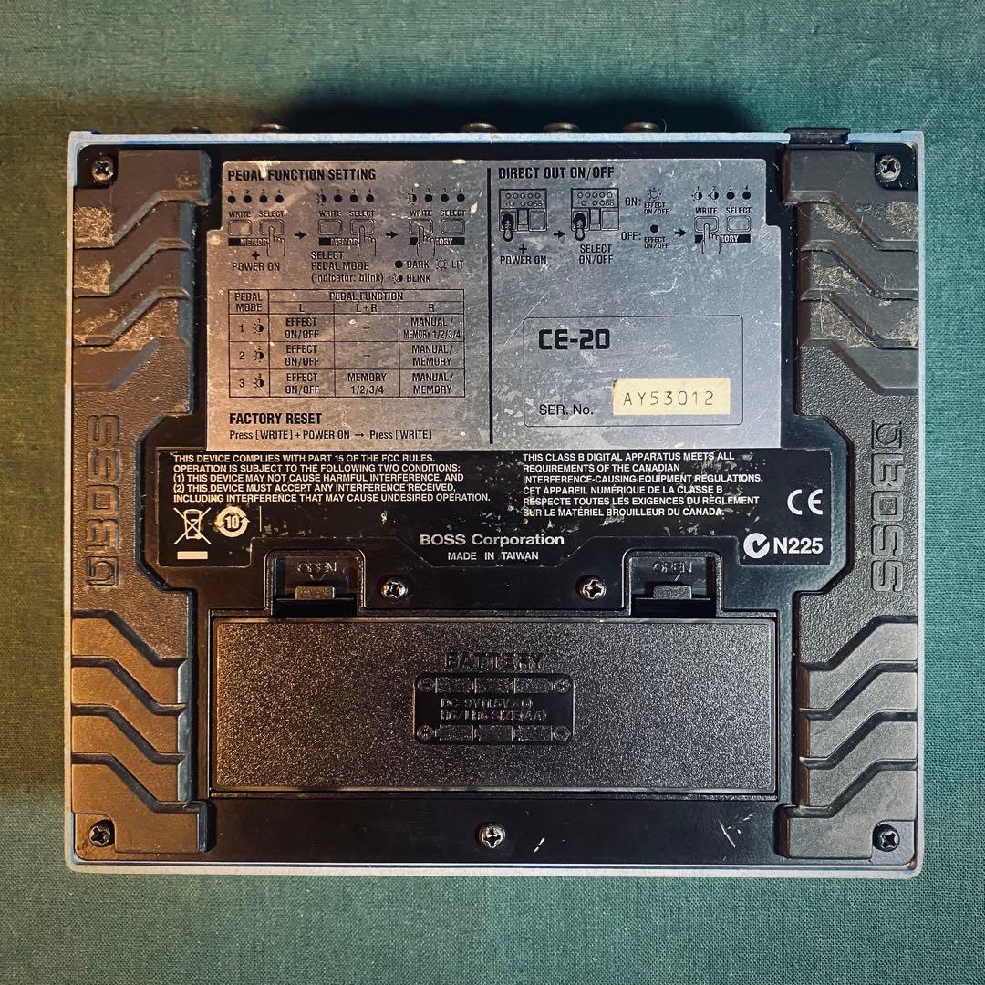 BOSS CE-20 6MODE ステレオコーラス (メモリー機能付き)
