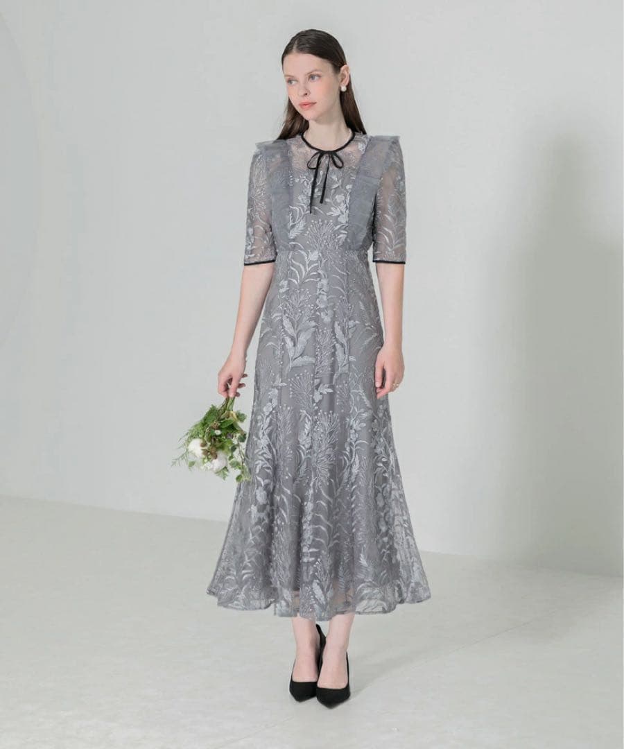 Leja 刺繍レース配色パイピングショルダーフリルドレス 楽天市場】【LEJA】刺繍レース配色パイピングショルダーフリルドレス