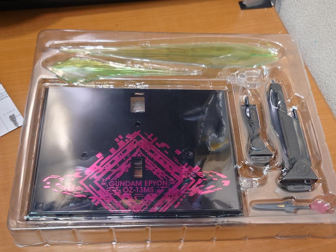 L ROBOT魂　SIDE MS　ガンダムエピオン