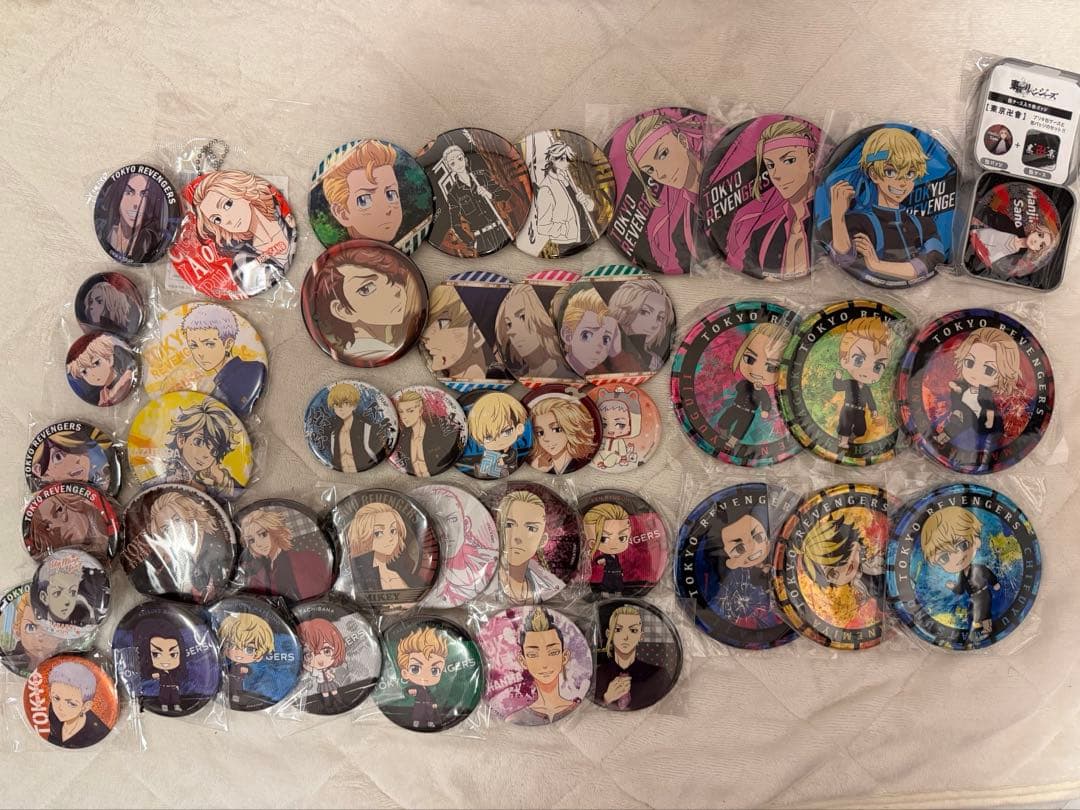 東京リベンジャーズ　グッズまとめ売り 缶バッジ キーホルダー アクリルスタンド
