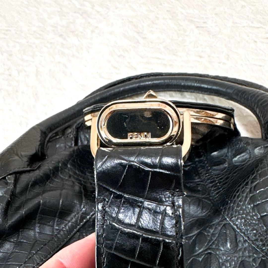 FENDI フェンディ スパイバッグ クロコ型押しレザー ブラック
