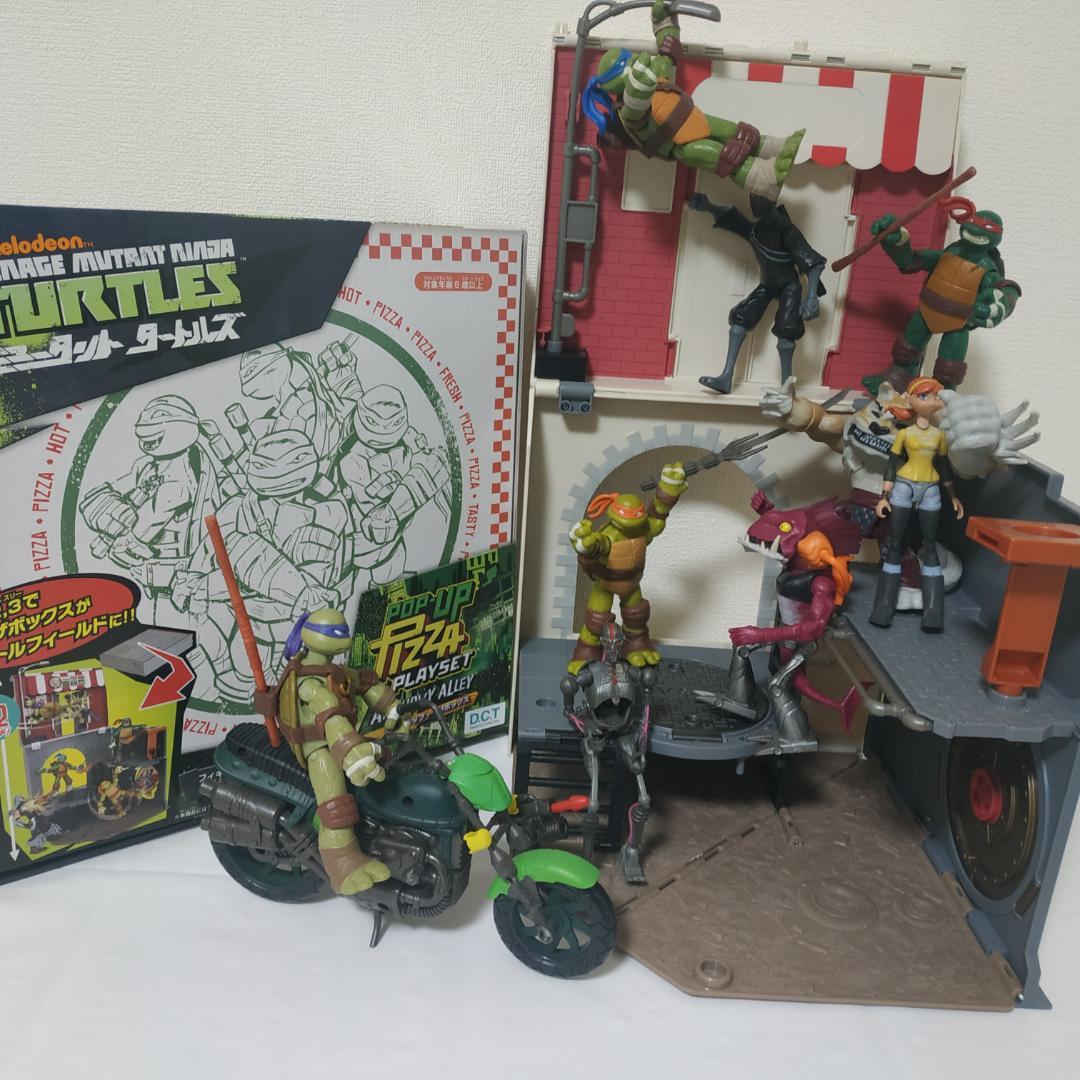 ミュータントタートルズ　フィギュアセット