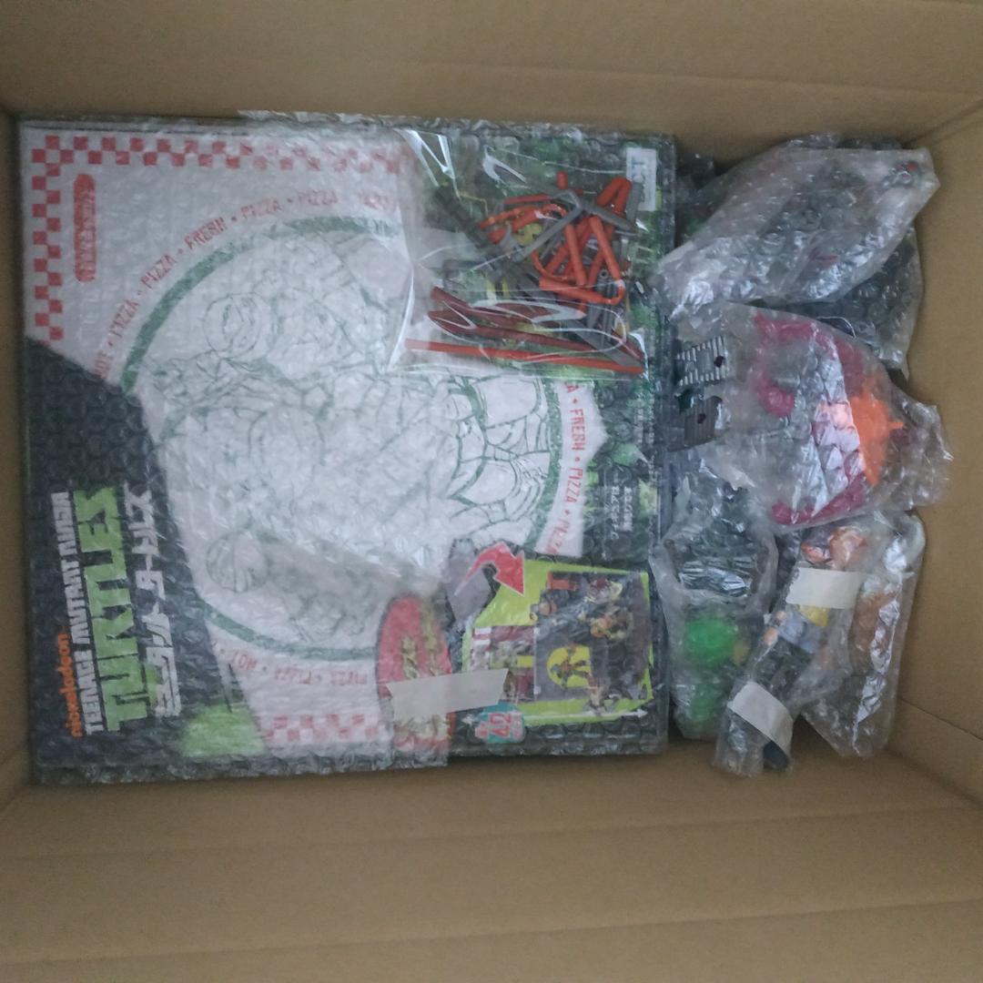 ミュータントタートルズ　フィギュアセット