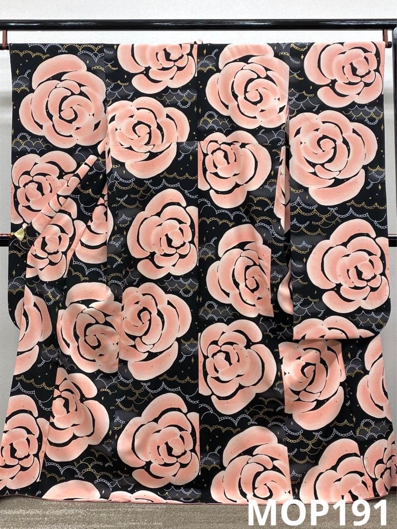 ポリエステル 作家振袖 tsumori chisato金彩 薔薇 身丈166cm