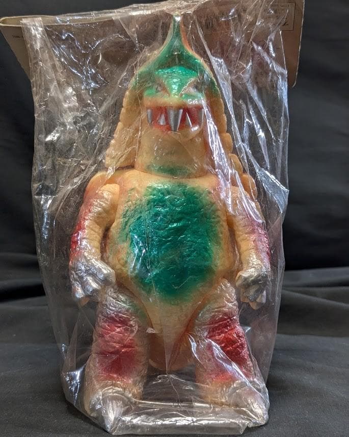 プルーマ「帰ってきたウルトラマン」登場怪獣（ブルマァク復刻）ソフビ未開封