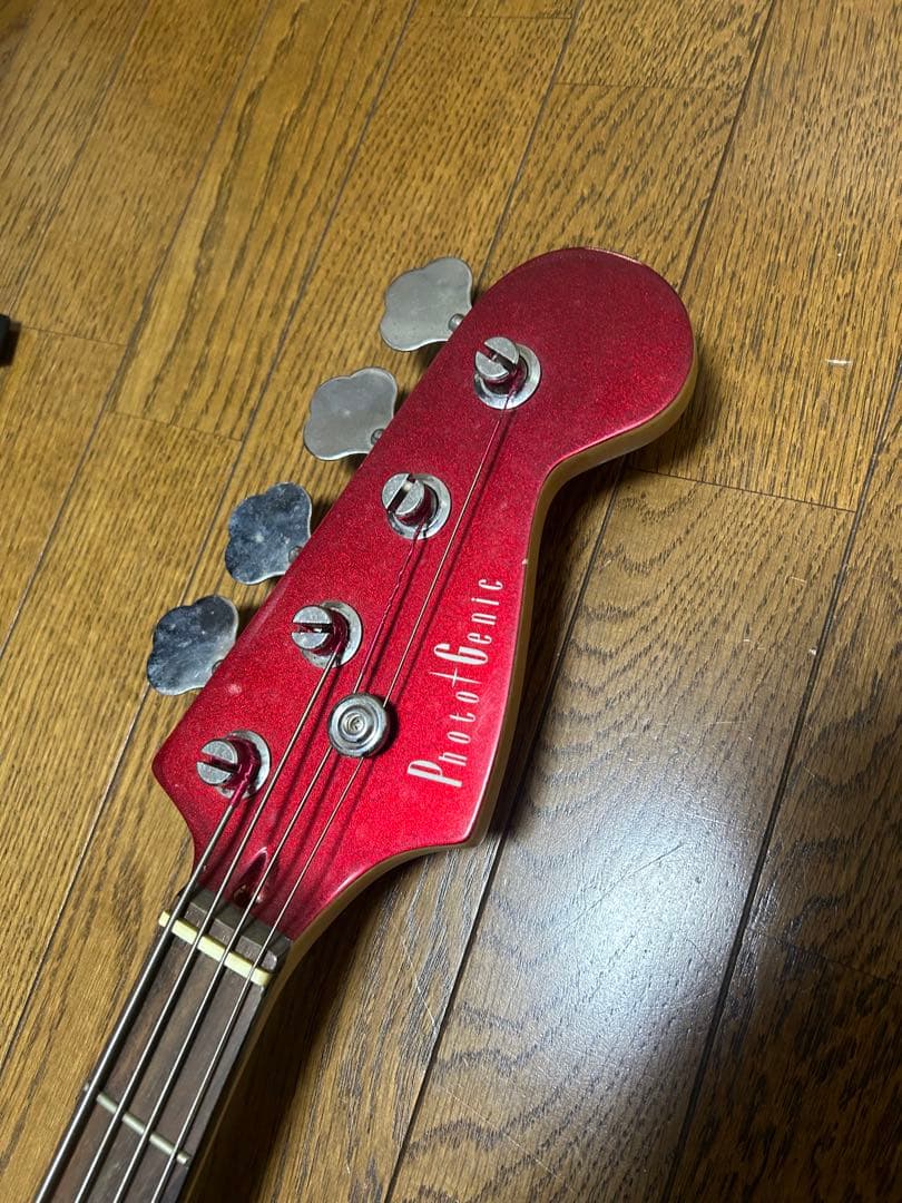 兵庫県神戸市より！photogenic フォトジェニック ベース レッドです。