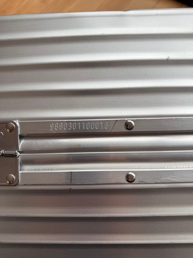 リモワ スーツケース 63L 旧ロゴ TSAロックなし クラシックフライト