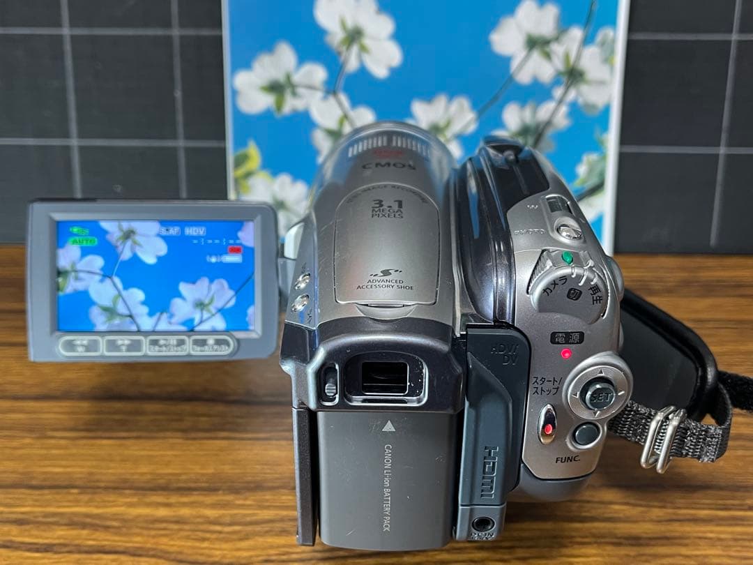 2007年製　Canon iVIS HV20 ビデオカメラ
