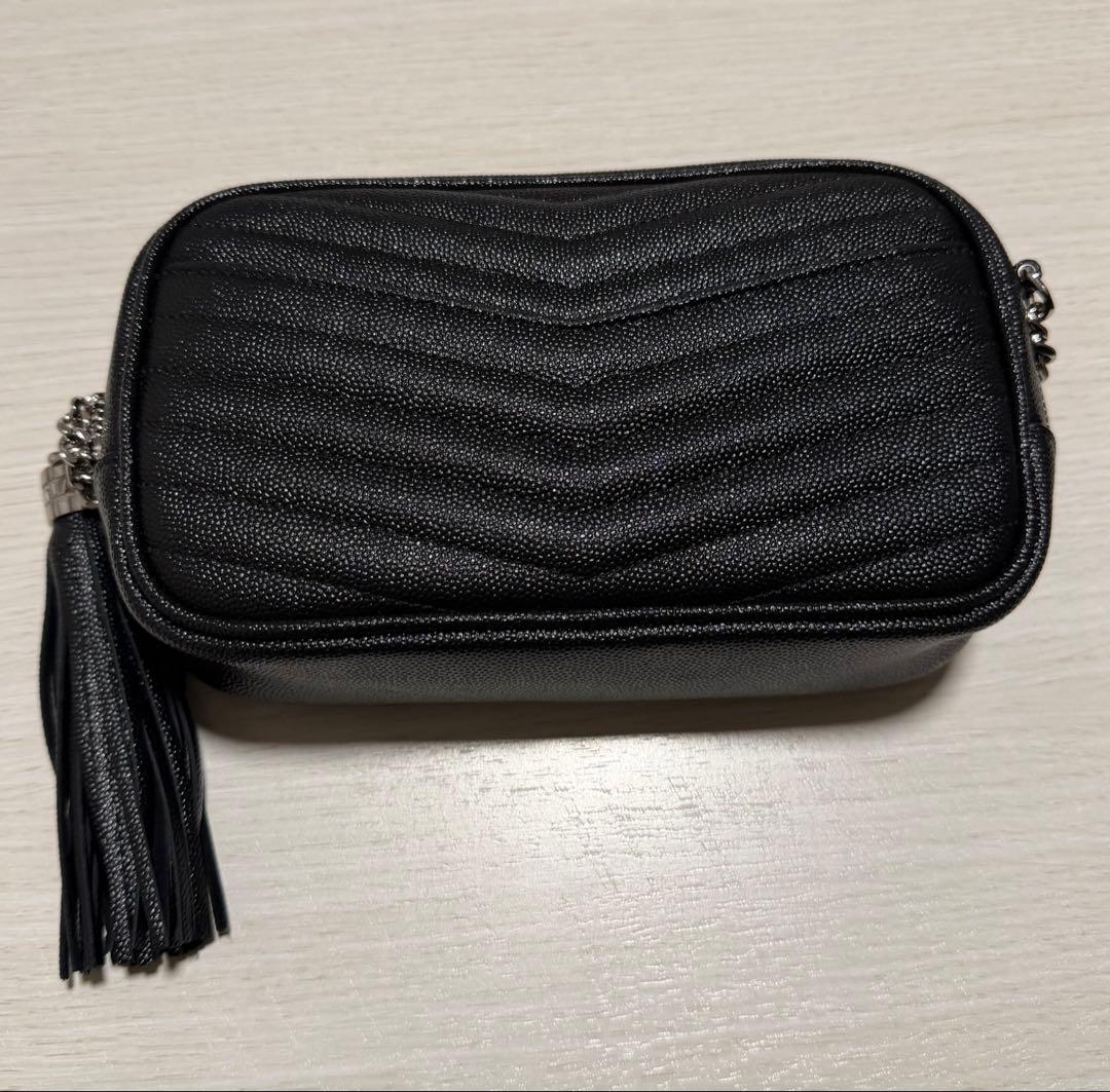 YVES SAINT LAURENTルー レザー Vステッチ ショルダーバッグ