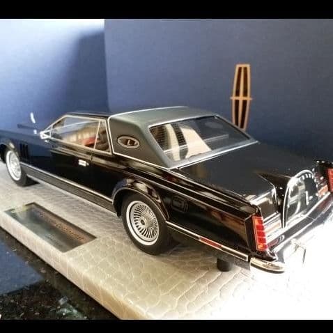 1/18リンカーン AMC Lincoln Continental Mark V