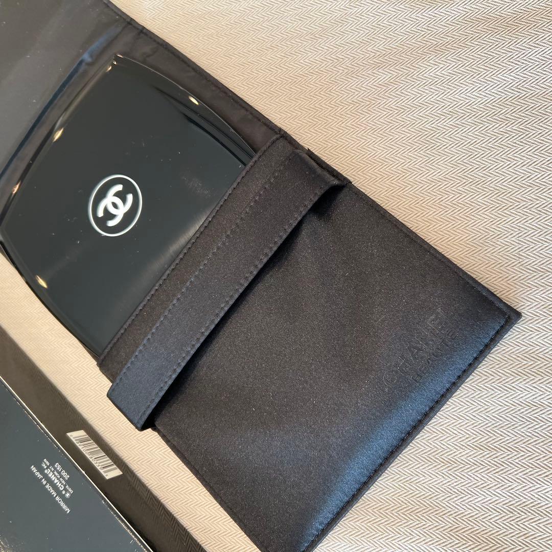 シャネル.CHANEL.鏡.ミラー