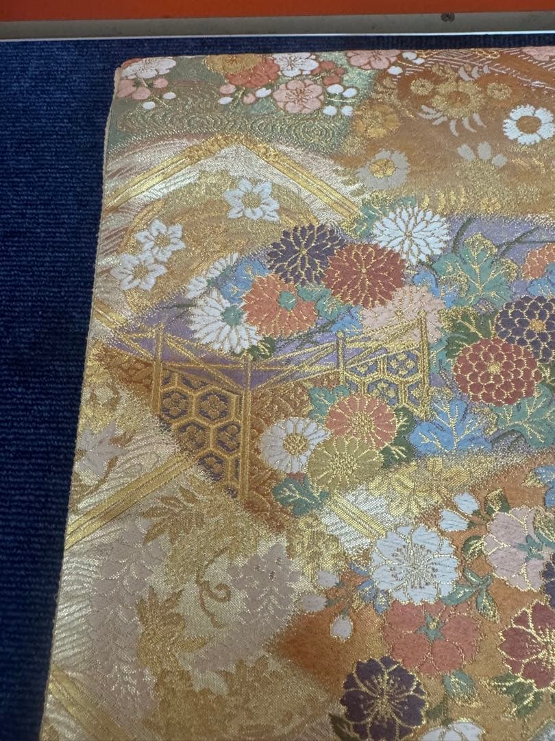 2678袋帯 古代彫金紋 西陣織 金糸 高級上質上品 約440cm 未使用