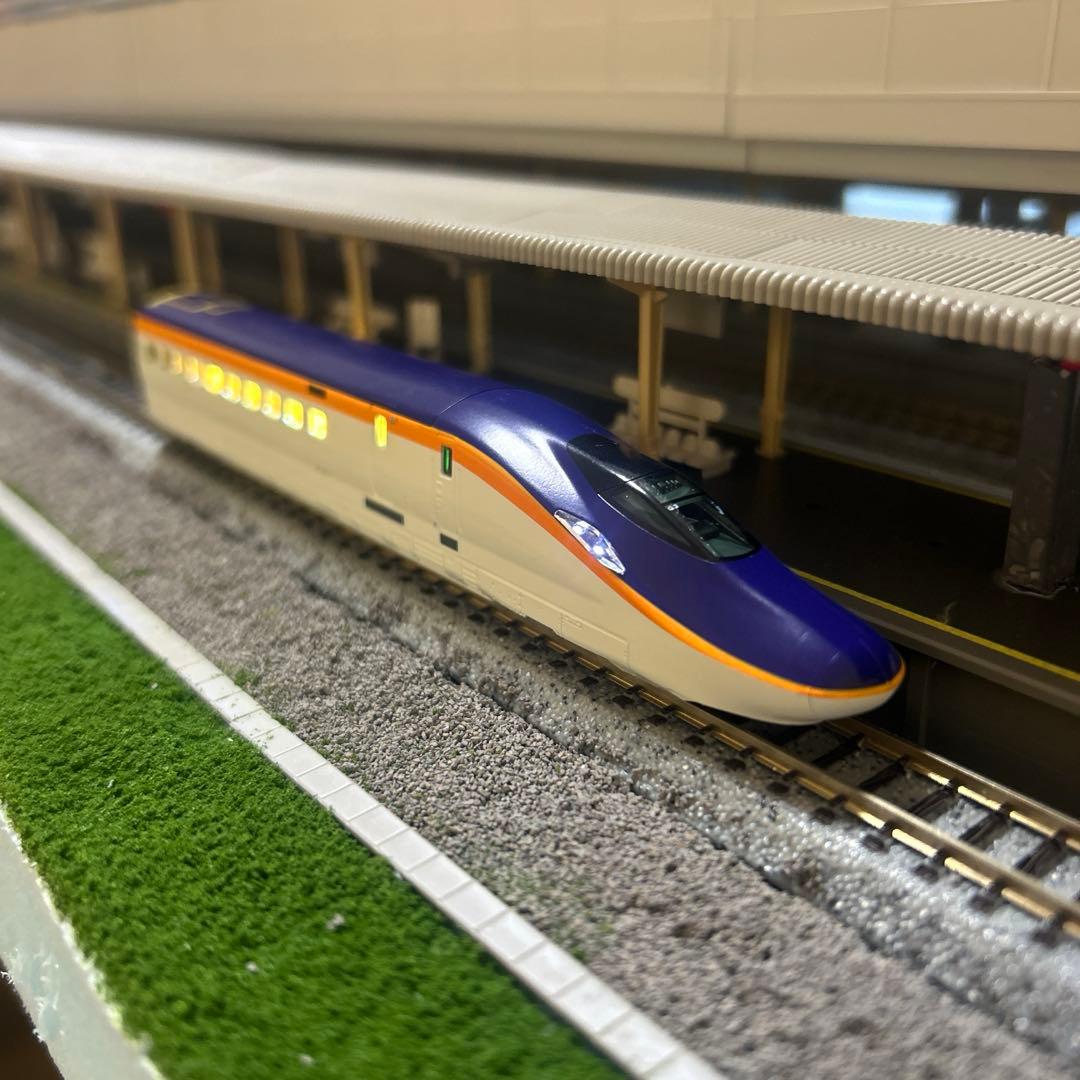 KATO E8系新幹線「つばさ」7両セット　室内灯取り付け済み！