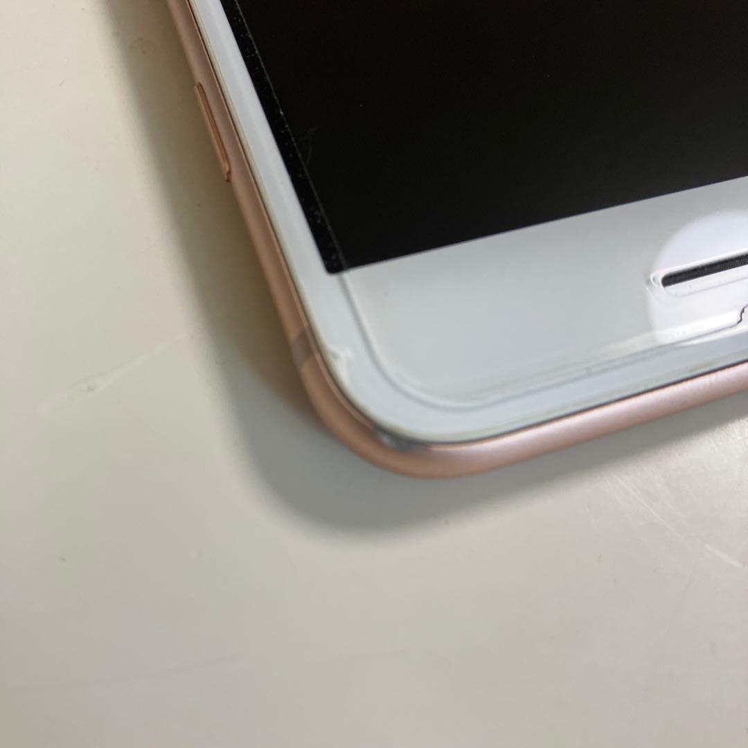 87% iPhone8 Gold 64GB SIMフリー