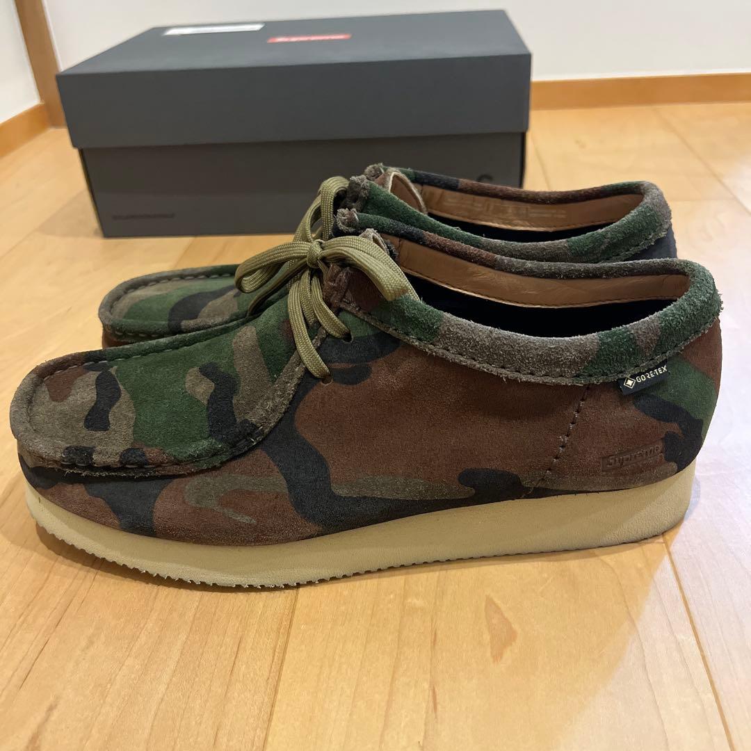 靴 Supreme Clarks GORE-TEX Wallabee