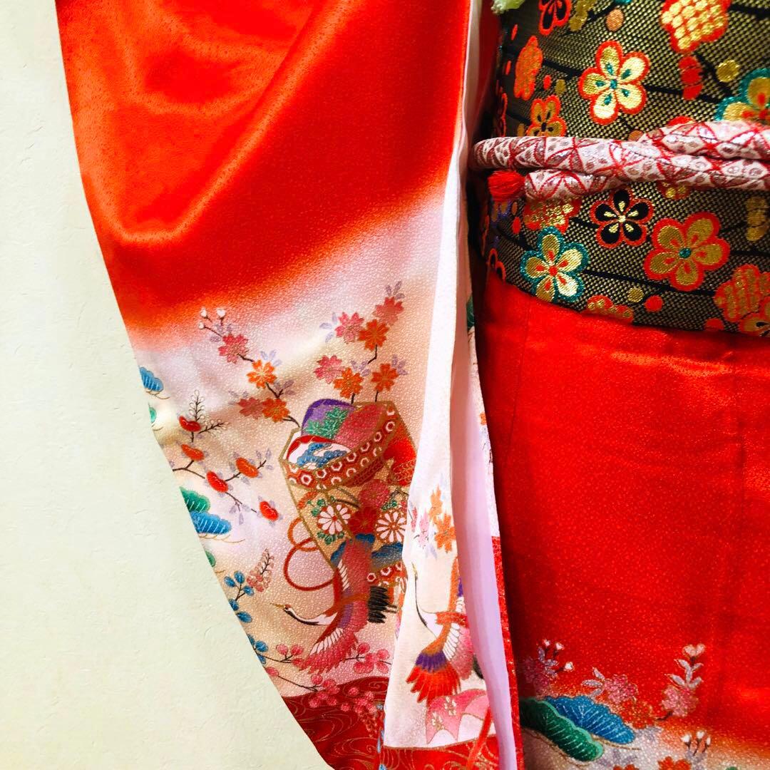 七五三7歳❣️人気赤地暈し古典柄❣️御所車鶴玉で箱金彩際立つ完全フルセット銘品