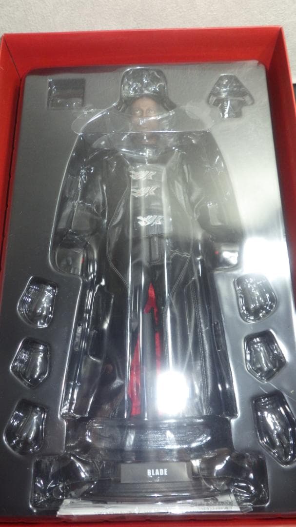 ホットトイズ　HOTTOYS　ブレイド