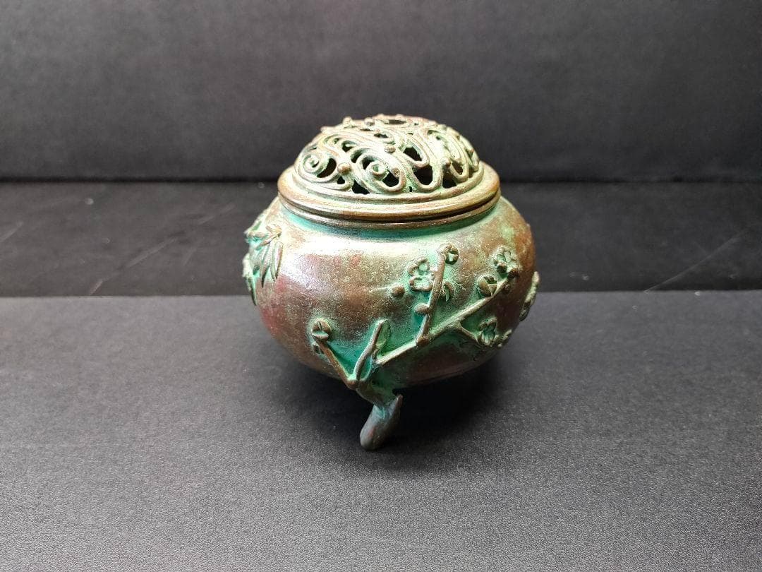 高岡銅器 香炉 須賀月芳 造 蝋型鋳銅 三友文香炉 松竹梅紋様